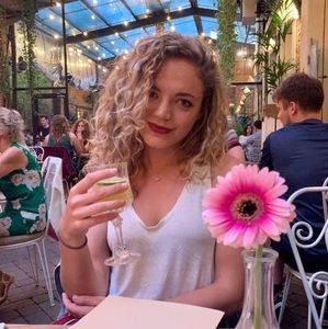 Meet your Posher, Erin